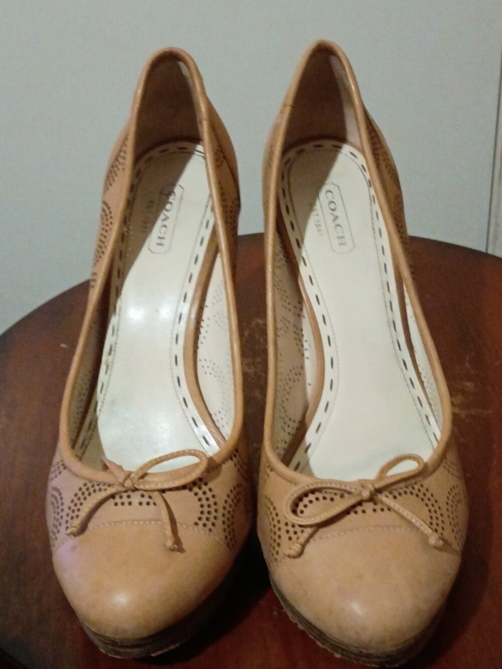 Women's Coach Bethanie Sand Platform Pump - Size 8.5B Brown - Picture 5 of 13